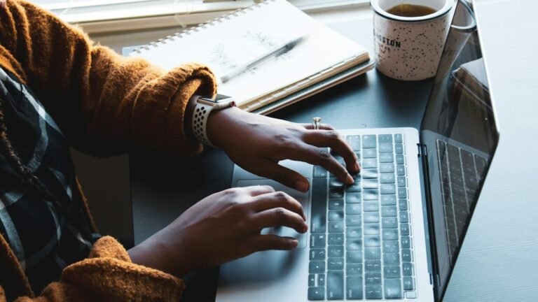 Devenir freelance au Togo : trouver ses premiers clients et éviter les pièges